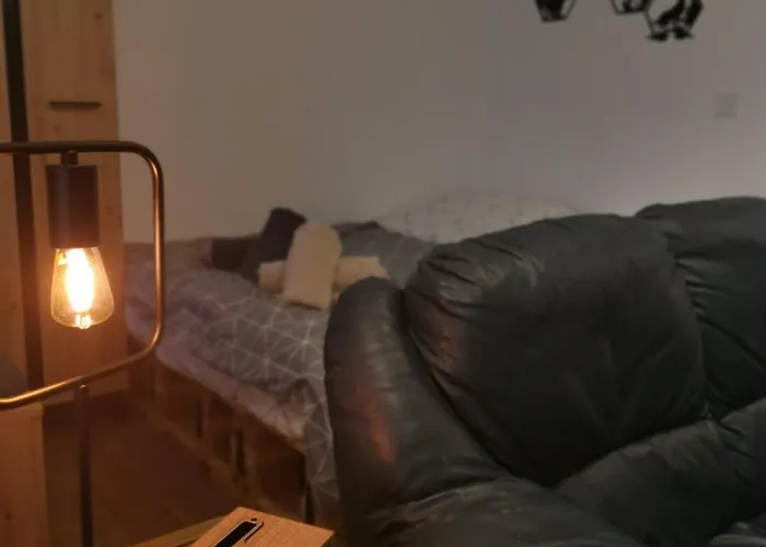 아파트 Tiny Hideaway - Charming By Sea Garden 바르나