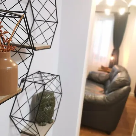 Tiny Hideaway - Charming By Sea Garden Apartamento